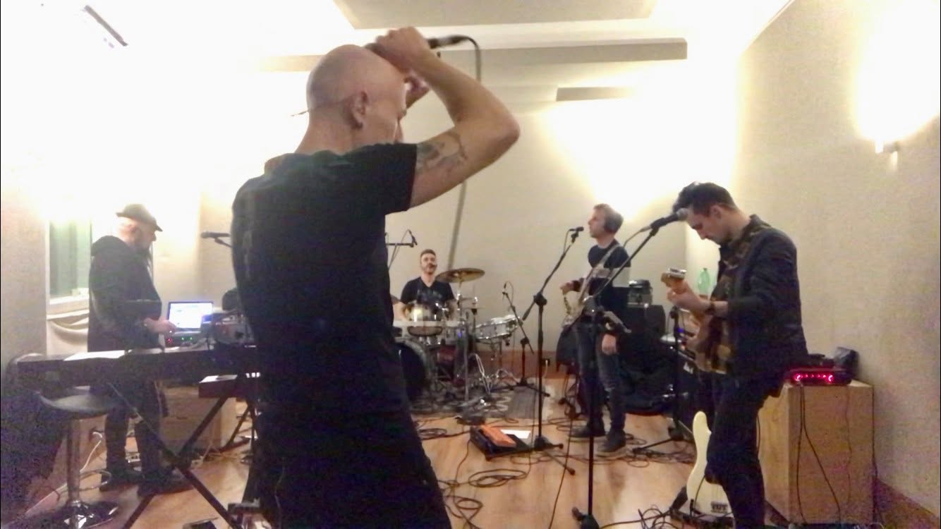 Prove in studio e arrangiamenti Godiva